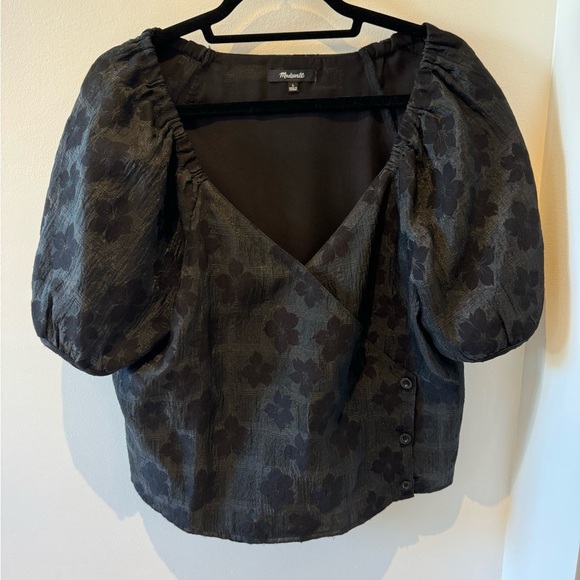 Madewell Puff Short Sleeve Wrap Top Blouse in Floral Jacquard Black - Picture 6 of 6
